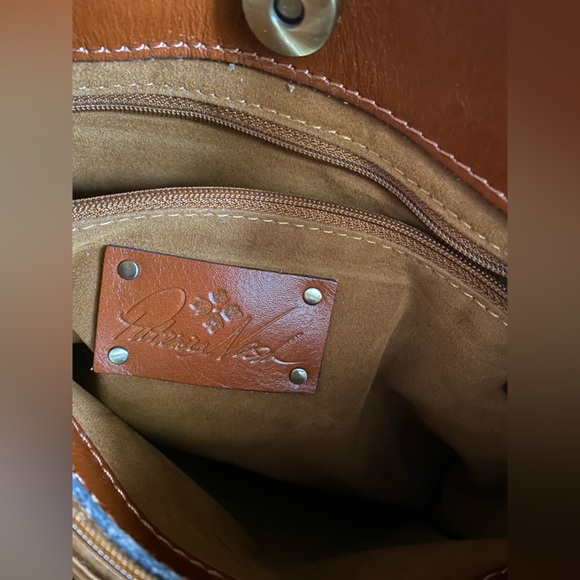 Patricia Nash 10th Anniversary crossbody bucket bag - Picture 7 of 15